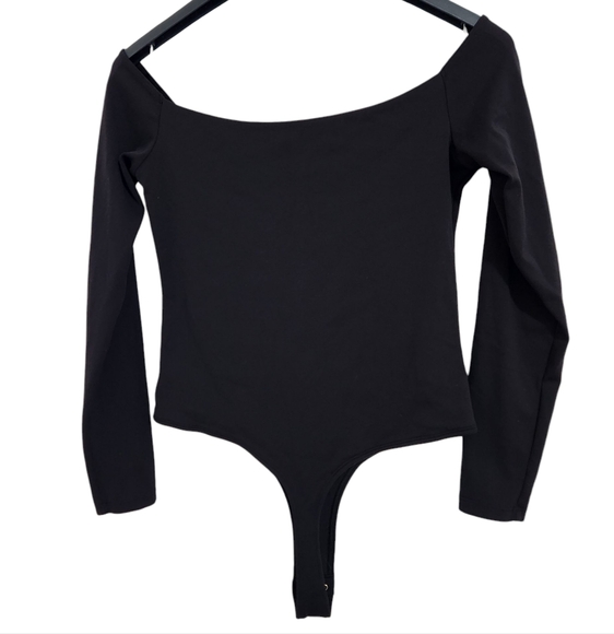 EUC Inlyric Black Long Sleeve Off the Shoulder Bodysuit Women's M - Picture 2 of 6